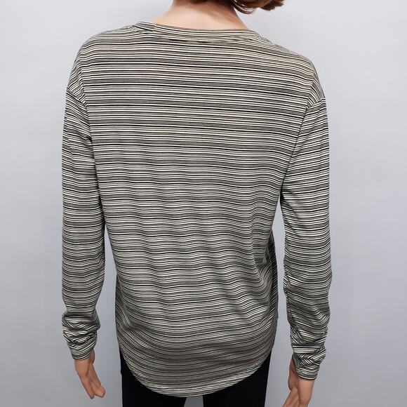 Athleta Cloudlight Stratus Striped Top In Whisper Stripe Black White Size XS - Picture 9 of 12